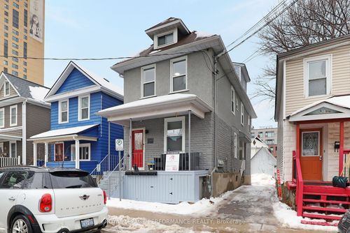 4-123 Pamilla Street W, Dows Lake - Civic Hospital and Area, ON, K1S3K9 | Card Image