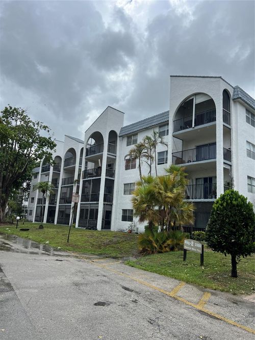 apt-111-3300 Spanish Moss Ter, Lauderhill, FL, 33319-5049 | Card Image
