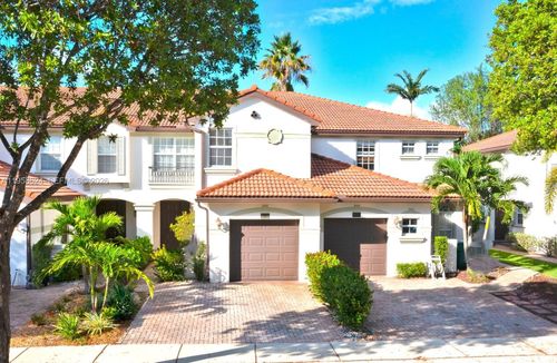 9719 Darlington Pl, Cooper City, FL, 33328-5827 | Card Image