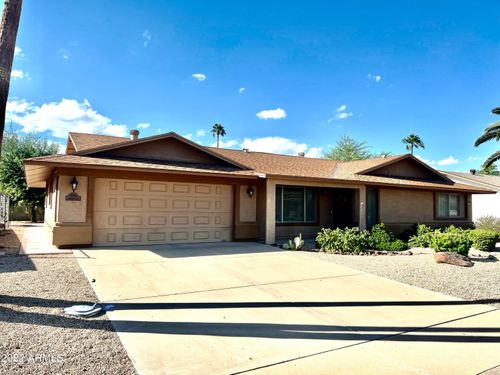 17222 N Lindgren Ave, Sun City, AZ, 85373-2228 | Card Image