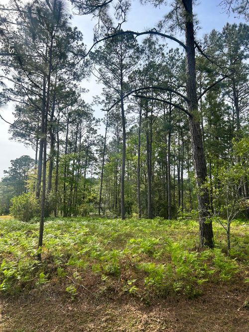 107-235 Barrington Rdg, Bogue, NC, 28570-8027 | Card Image