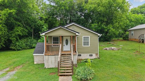 280 W Newcomen St, Alcoa, TN, 37701-2218 | Card Image