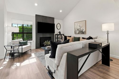 126 Avellino Cir, Palm Desert, CA, 92211-1767 | Card Image