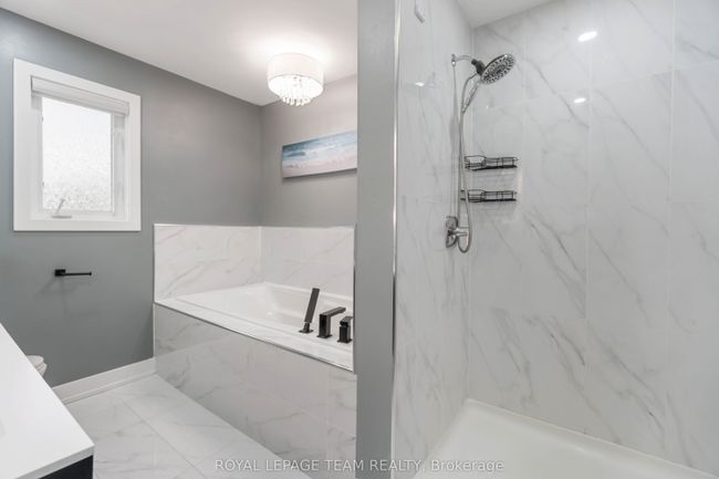 28 Moe Robillard St, House attached with 3 bedrooms, 3 bathrooms and 2 parking in Arnprior ON | Image 21
