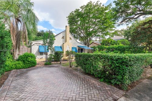 909 Se 5th Ct, Fort Lauderdale, FL, 33301-3001 | Card Image