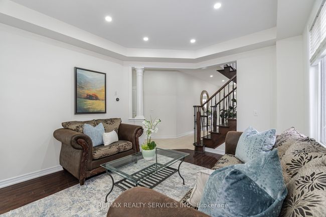 71 Vanderpool Cres, House other with 7 bedrooms, 5 bathrooms and 4 parking in Brampton ON | Image 7