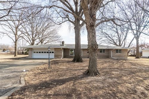 4394 Huston Hills Rd, Decatur, IL, 62526-1155 | Card Image