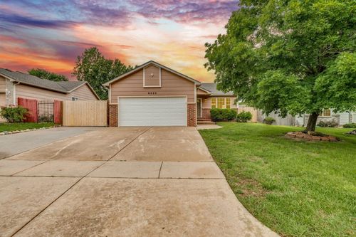 6525 N Tarrytown St, Park City, KS, 67219-1719 | Card Image