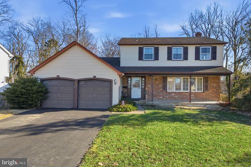 824 Upton Way, SOMERDALE, NJ, 08083-2437 | Card Image