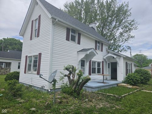 208 S Madison St, Converse, IN, 46919-2160 | Card Image