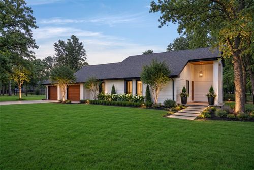 172 Colonial Dr, Mabank, TX, 75156-7260 | Card Image