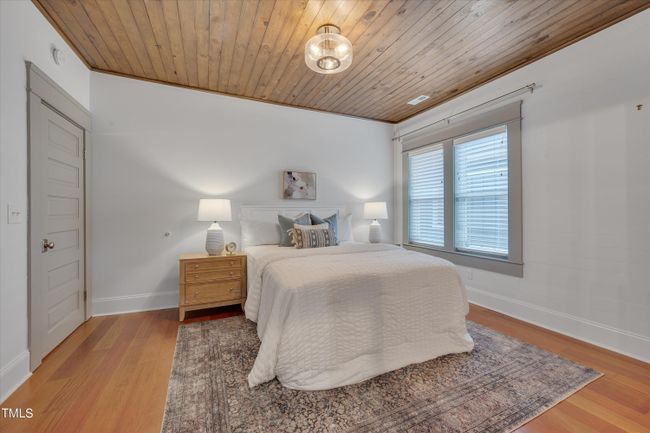 20-2317 E Main Street-20 | Image 19