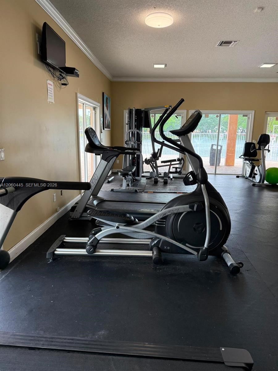 Residential Lease in Hollywood 3