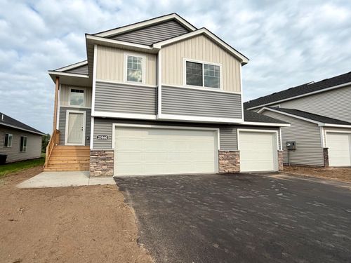 25860 Emerson Ct, Wyoming, MN, 55092-5501 | Card Image