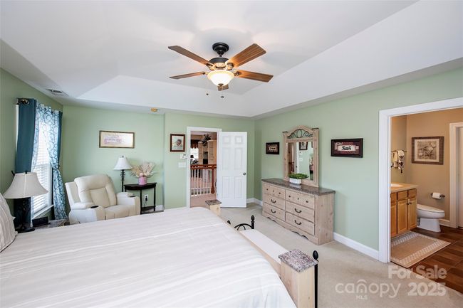 Primary Bedroom | Image 16