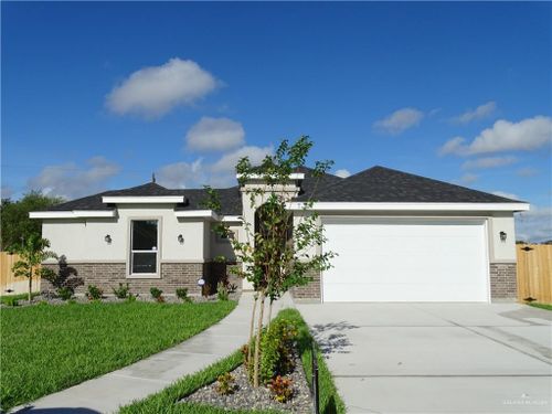 721 Saint Vincent Dr, Alamo, TX, 78516-7017 | Card Image