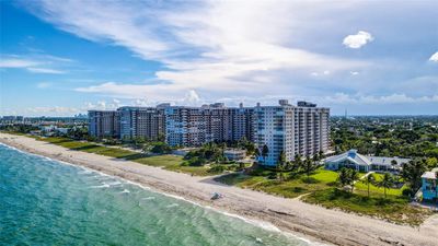 710B - 5200 N Ocean Blvd, Condo with 2 bedrooms, 2 bathrooms and null parking in Lauderdale By The Sea FL | Image 3