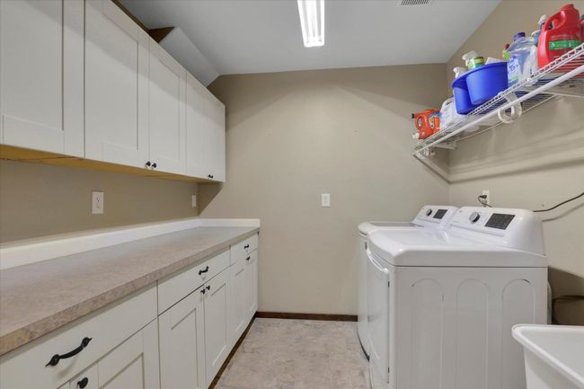 28222 Wild Rose Ln N, House other with 5 bedrooms, 3 bathrooms and null parking in Davenport WA | Image 24