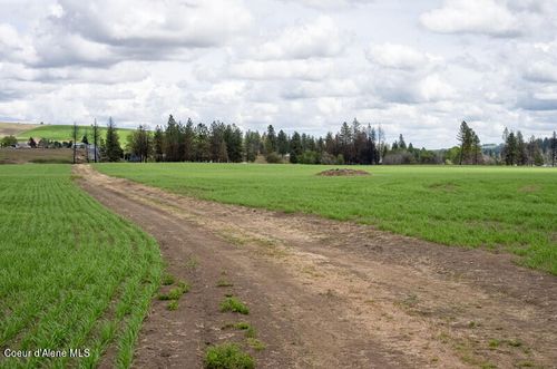 NKA E Highway 902, Medical Lake, WA, 99022-5127 | Card Image