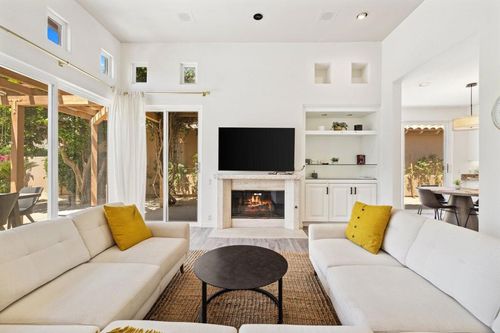 48205 Via Solana, La Quinta, CA, 92253-2283 | Card Image