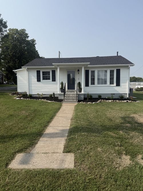 119 Rogers St, Hartsville, TN, 37074-1024 | Card Image