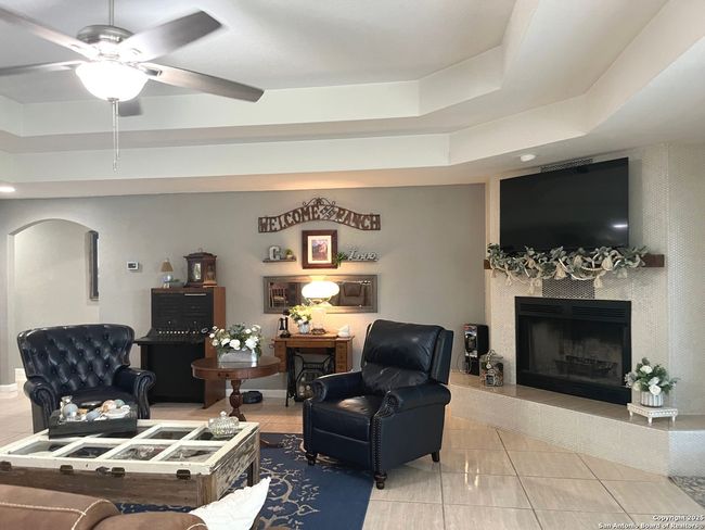 510 Jack Nickolaus Dr, House other with 3 bedrooms, 3 bathrooms and null parking in Devine TX | Image 13