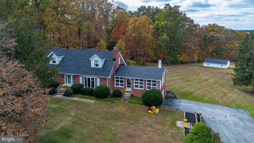 18400 Foreston Rd, PARKTON, MD, 21120-9669 | Card Image