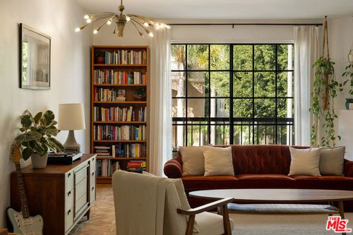 102-1539 Greenfield Ave, Los Angeles, CA, 90025-3493 | Card Image