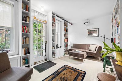 18R Spring Street, Home with 5 bedrooms, 5 bathrooms and null parking in New York NY | Image 3