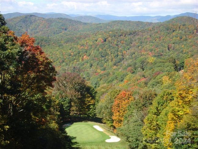 WLCC Signature Hole | Image 13