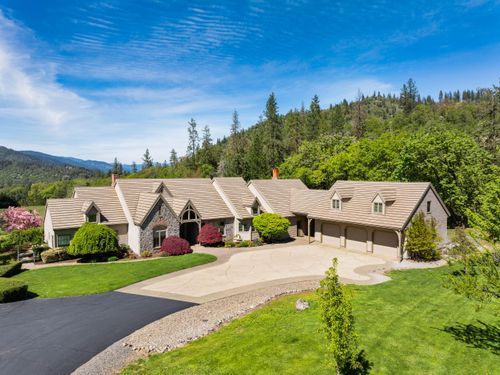 3396 Foots Creek Rd, Gold Hill, OR, 97525-1100 | Card Image