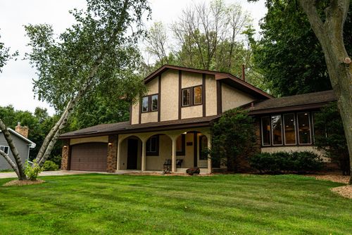 4321 Lancelot Dr, Minnetonka, MN, 55345-2544 | Card Image