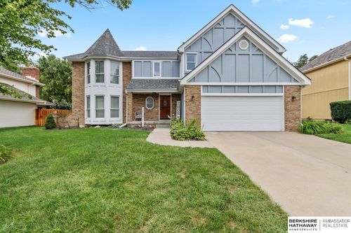 10514 Adams Dr, Omaha, NE, 68127-4583 | Card Image