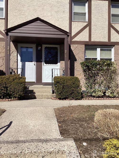 105d-254 Newman St, Metuchen, NJ, 08840-2644 | Card Image