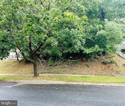 2328 Swatara St, HARRISBURG, PA, 17104-2033 | Card Image