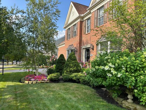7065 Maynard Pl, New Albany, OH, 43054-8880 | Card Image