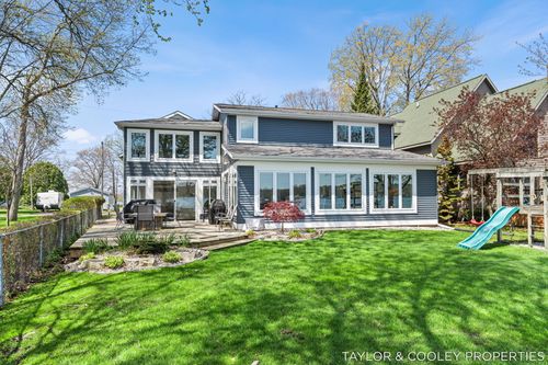 3185 Elmwood Beach Rd, Middleville, MI, 49333-9218 | Card Image