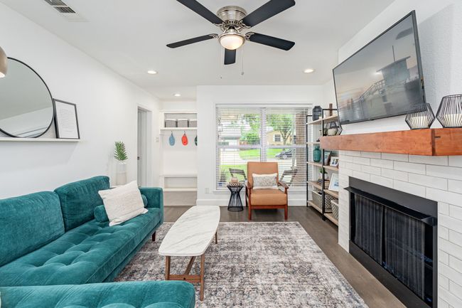 613 Decca Dr, House other with 3 bedrooms, 2 bathrooms and null parking in Richardson TX | Image 9