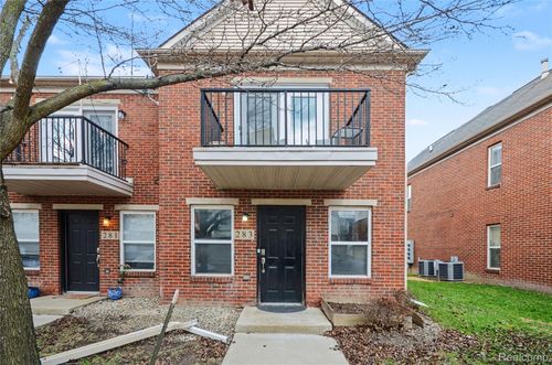 8-283 E Palmer St, Detroit, MI, 48202-3823 | Card Image