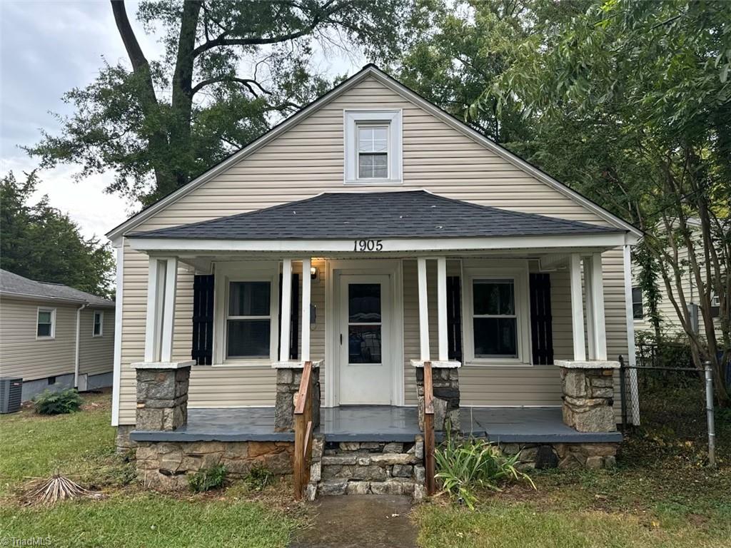 Bedford St, Winston Salem, NC 27107