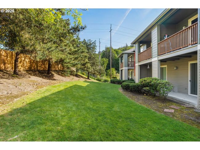 4540 Sw 11 Th St, Condo with 2 bedrooms, 2 bathrooms and 1 parking in Gresham OR | Image 22