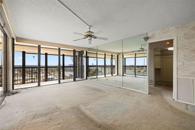 APT-1201 - 9415 Blind Pass Rd, Condo with 2 bedrooms, 2 bathrooms and null parking in ST PETE BEACH FL | Image 7