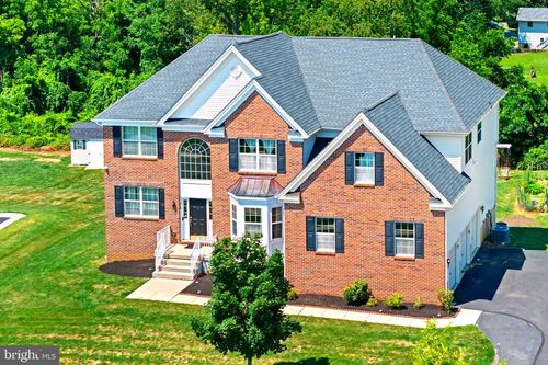 316 Crescent Dr, BORDENTOWN, NJ, 08505-2258 | Card Image