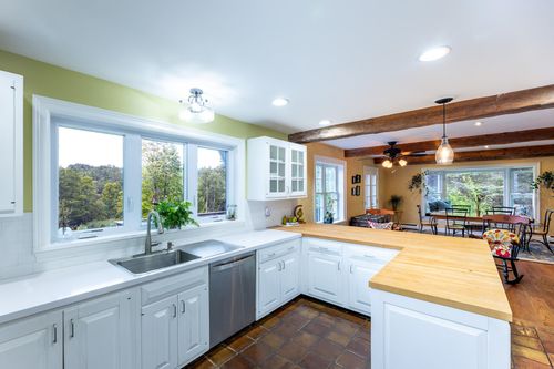 63 Shiloh Ln, Norwich, VT, 05055-9608 | Card Image