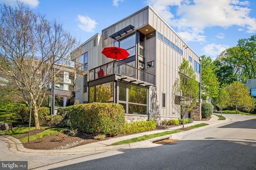 3429 Woodberry Ave, Baltimore, MD, 21211-1561 | Card Image
