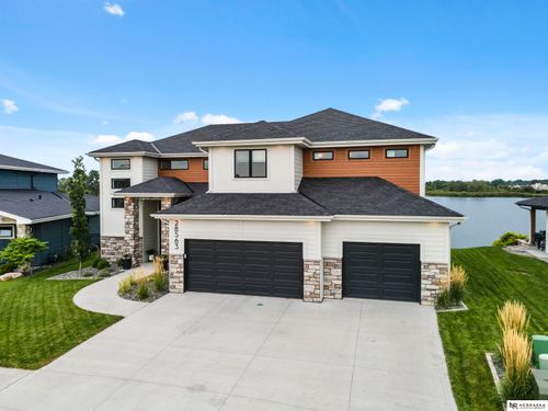 28563 Jessie Cir, Valley, NE, 68064-1678 | Card Image