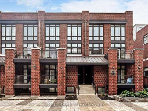 322-15 Whitaker Way, Stouffville, ON, L4A4T4 | Card Image
