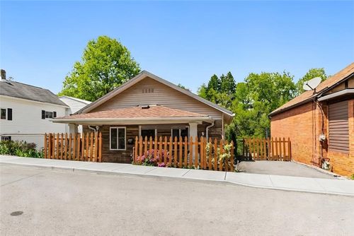 242 Freidel St, Whitaker, PA, 15120 | Card Image
