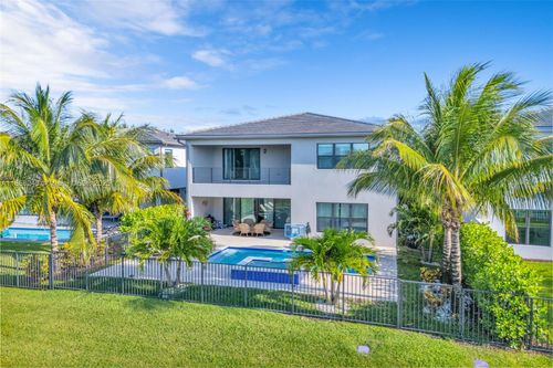 17521 Sparkling River Rd, Boca Raton, FL, 33496-5638 | Card Image