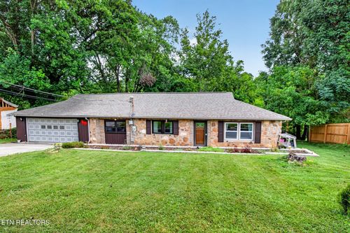 129 Huskey Cir, Seymour, TN, 37865-5109 | Card Image
